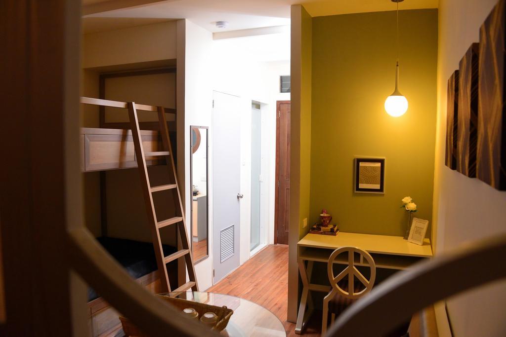 Versteeg Vacations - Fontana Residences セブ市 部屋 写真