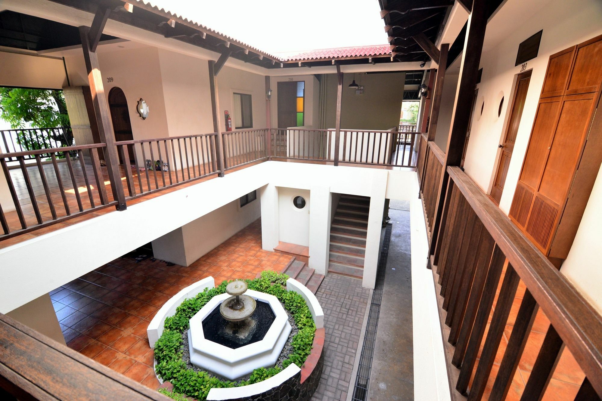 Versteeg Vacations - Fontana Residences セブ市 エクステリア 写真