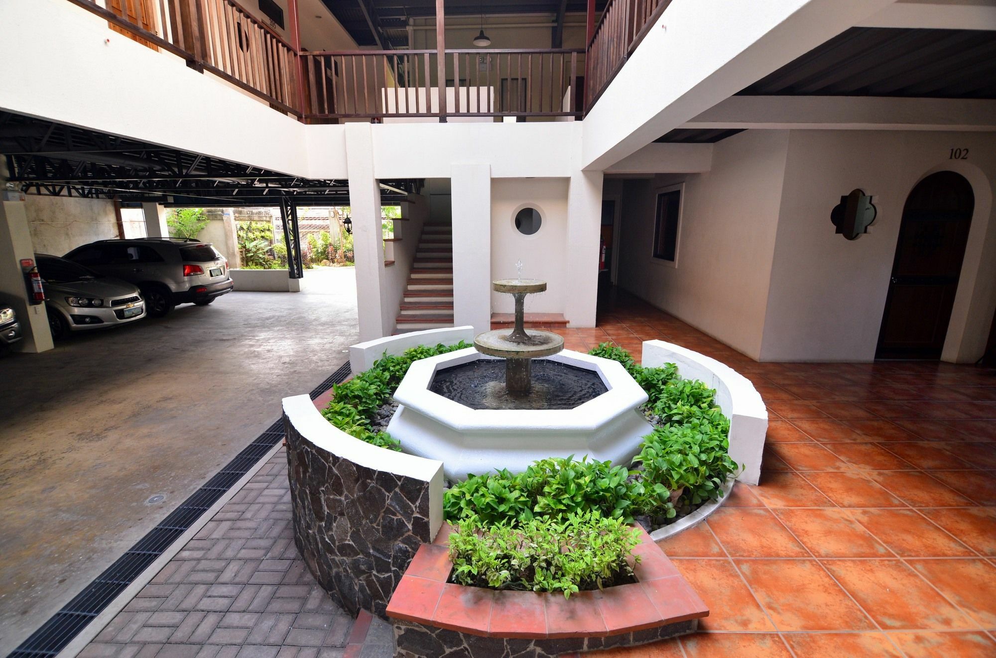 Versteeg Vacations - Fontana Residences セブ市 エクステリア 写真